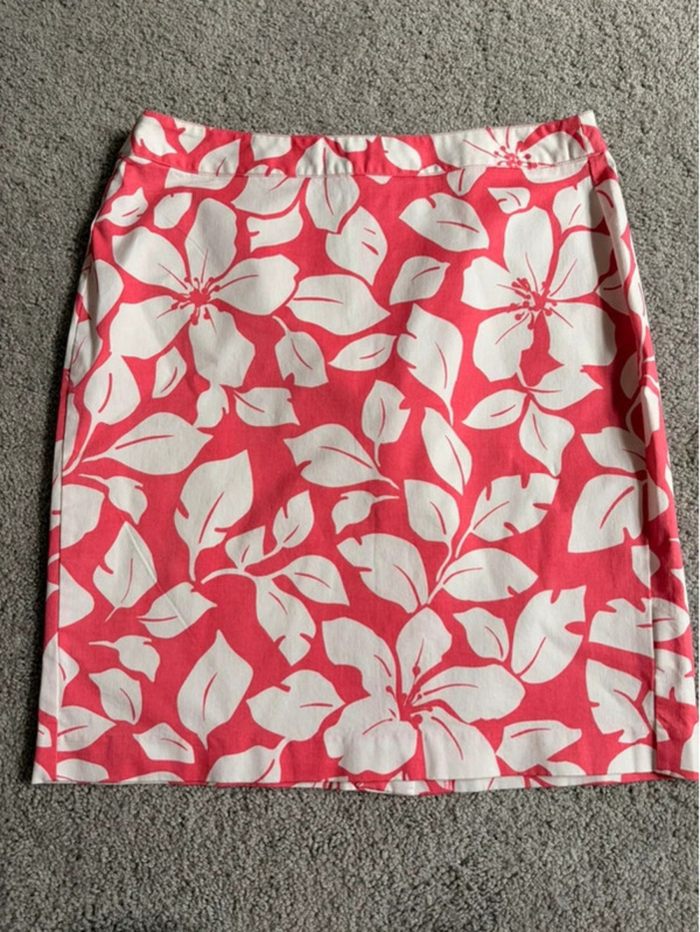 Old Navy Pink & White Floral Pencil Skirt Women’s Size 6